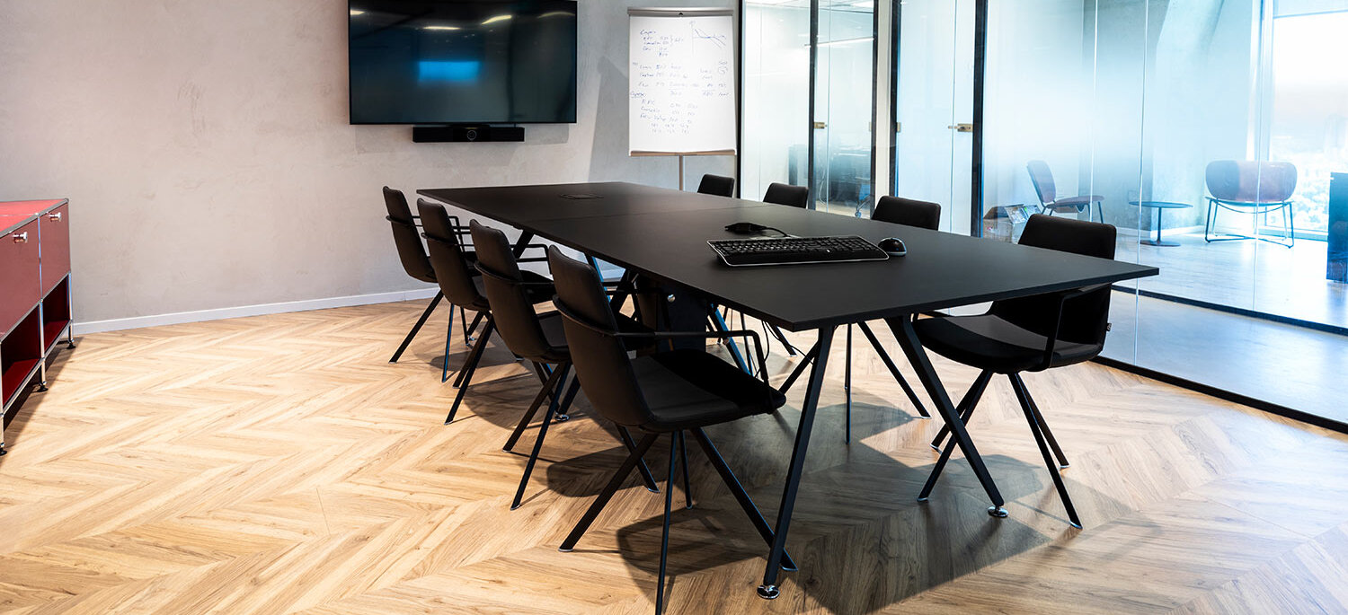 arkitek-table-actiupera-chair-bt.jpg